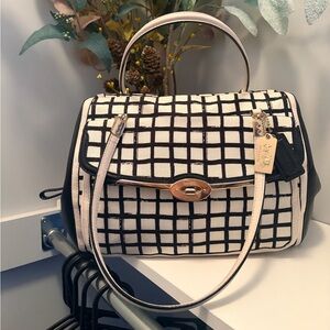 RARE COACH black and White Madison Graphic print